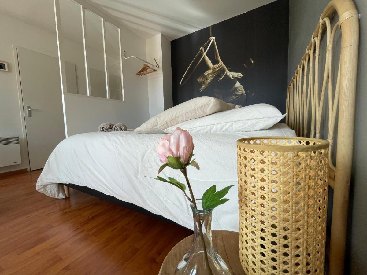 El Circo Foch, Hyper Centre Apartment ชาลงส์-อ็อง-ชองปาญ ภายนอก รูปภาพ