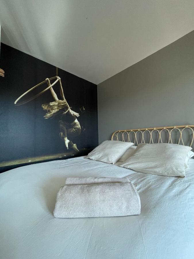 El Circo Foch, Hyper Centre Apartment ชาลงส์-อ็อง-ชองปาญ ภายนอก รูปภาพ